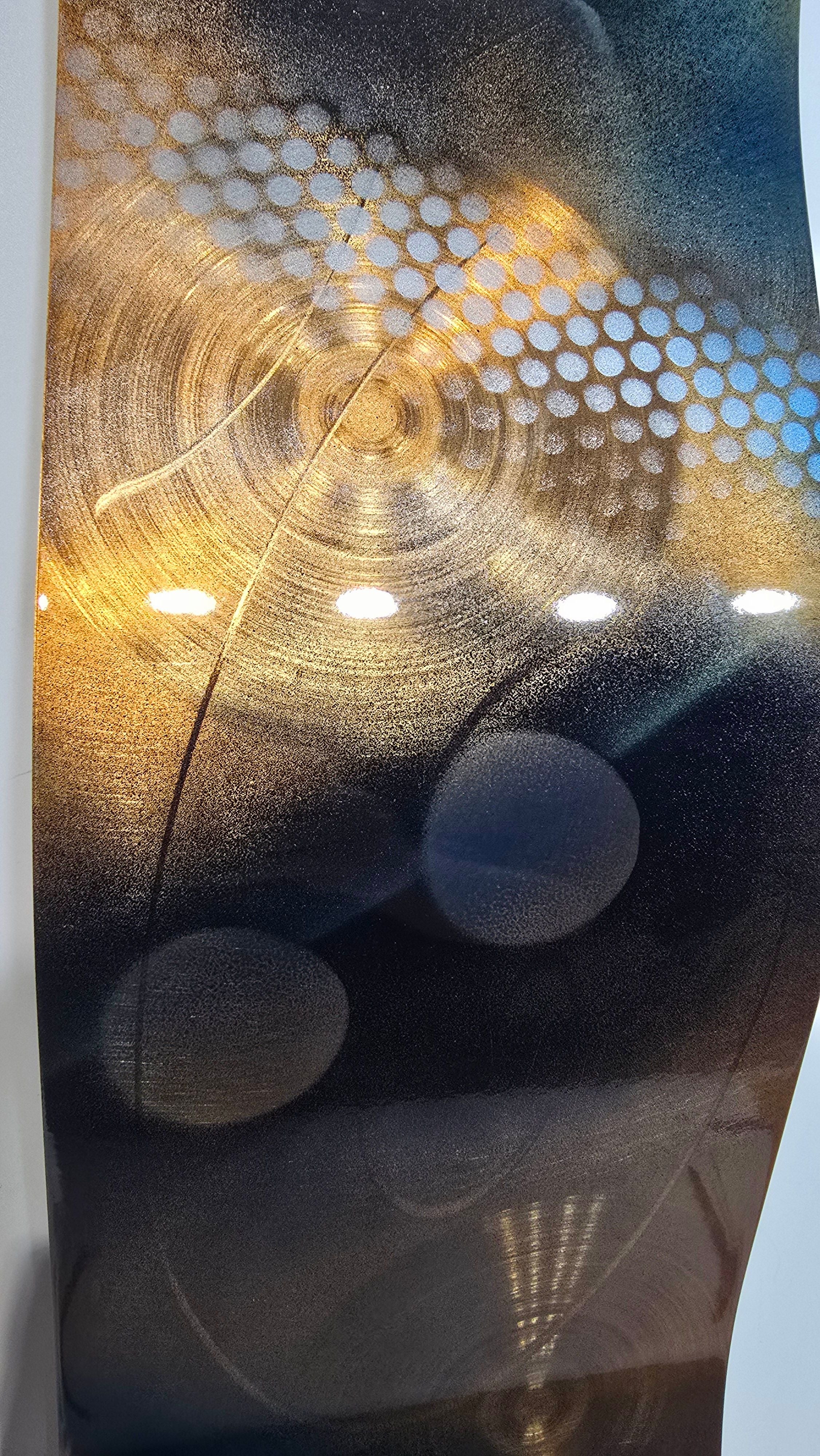 Prismatic Waves - Wav 460