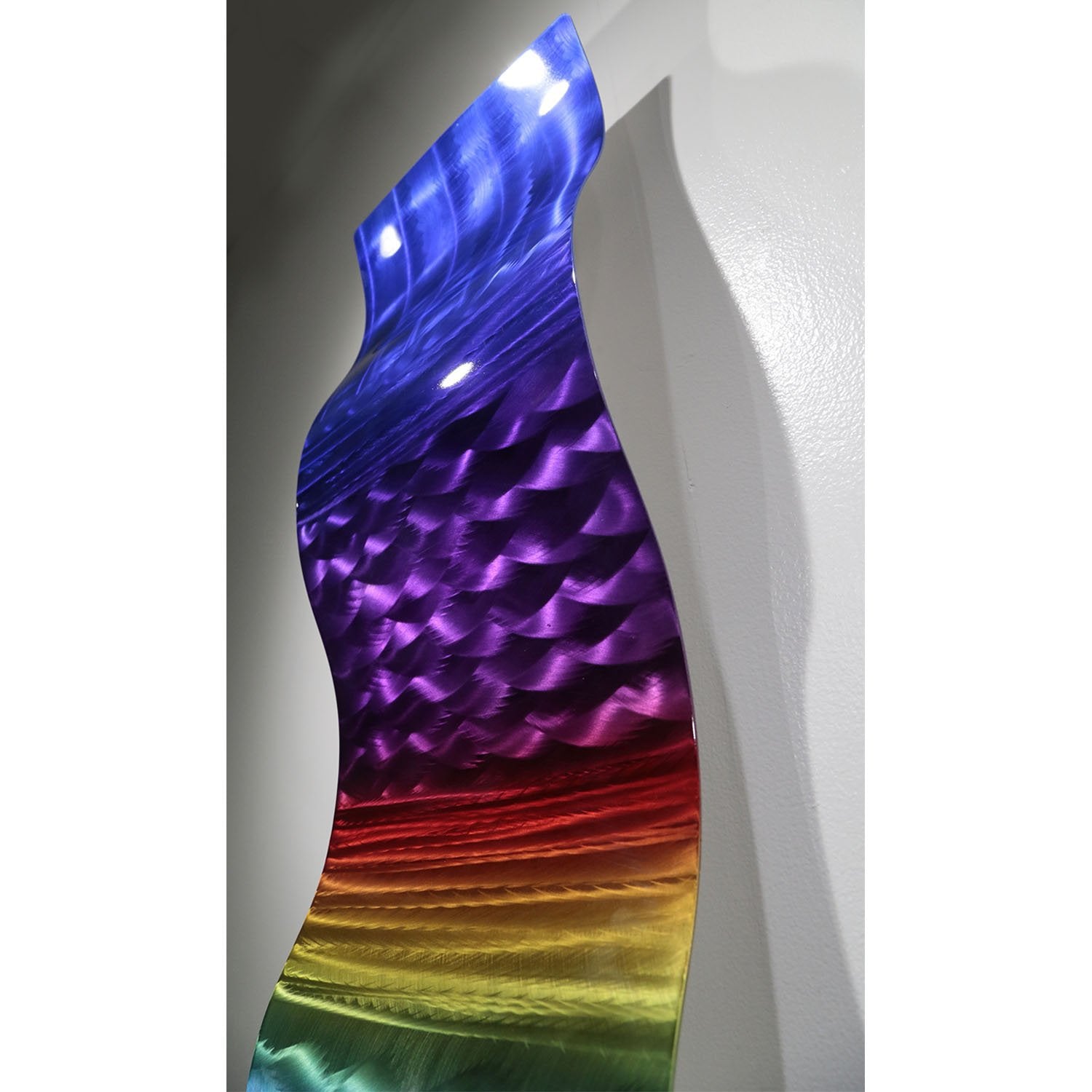 Prismatic Wave