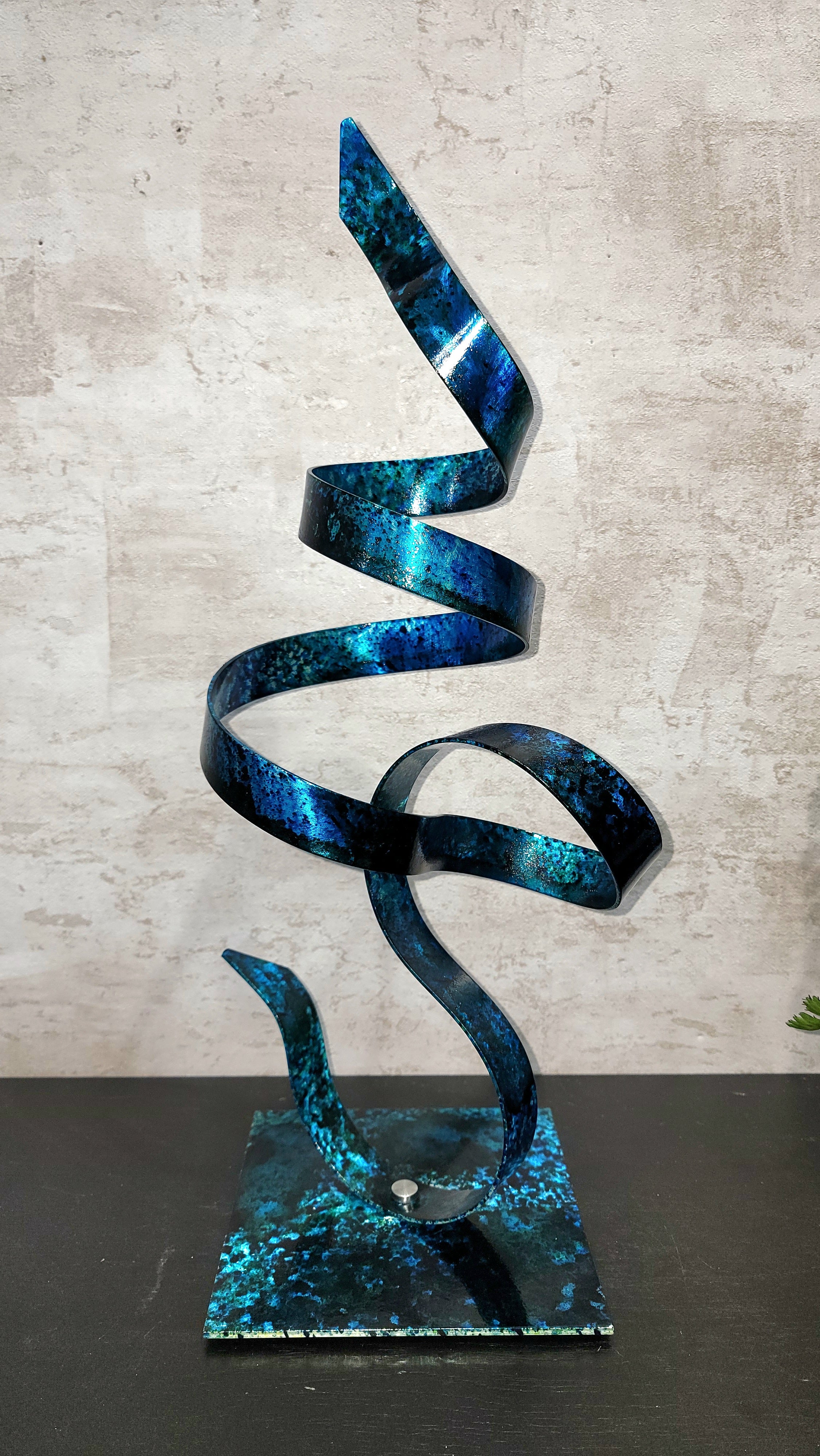 Unique Handmade Blue Accent Sculpture  Jon Allen - NL 36