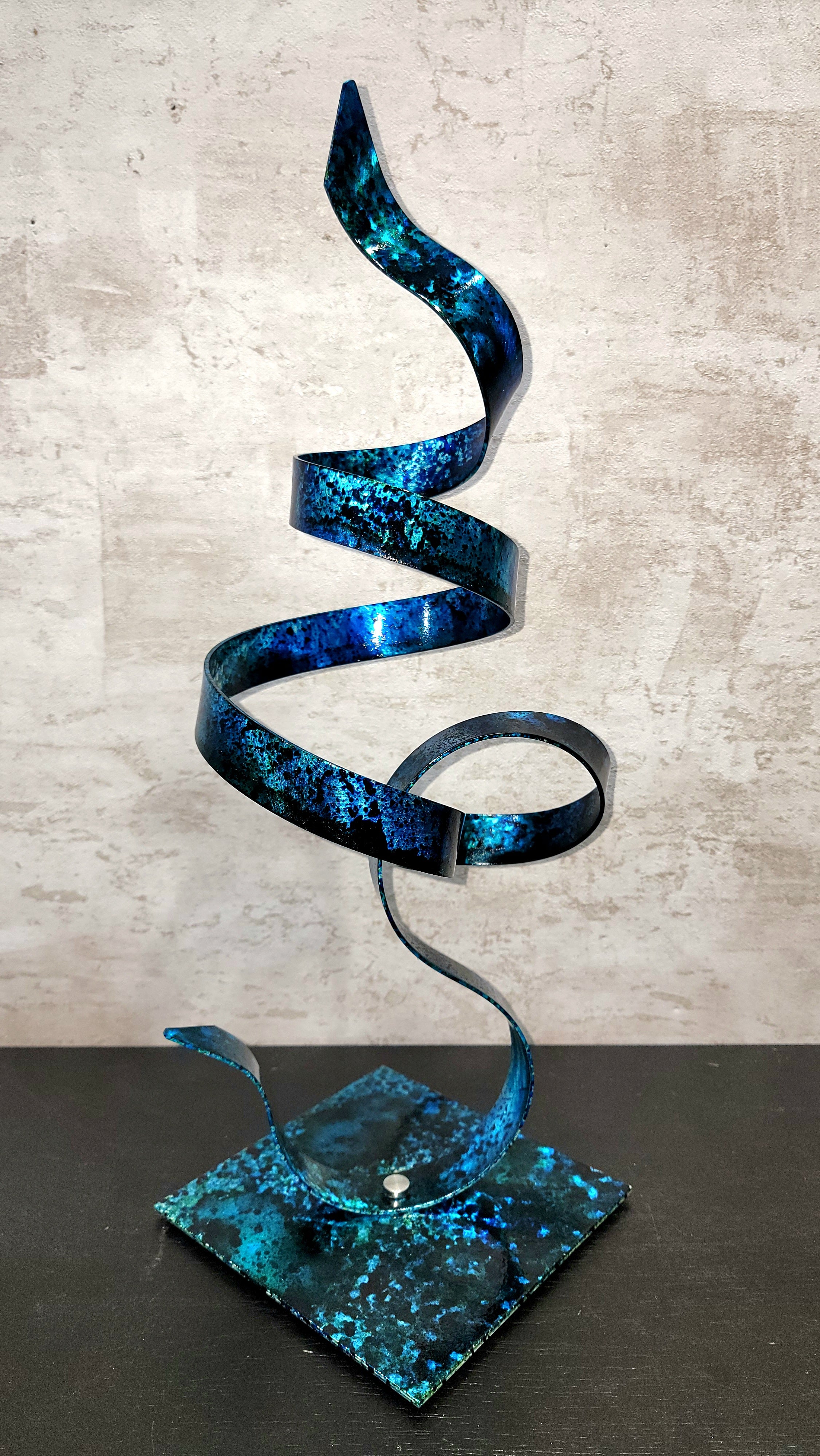 Unique Handmade Blue Accent Sculpture  Jon Allen - NL 36