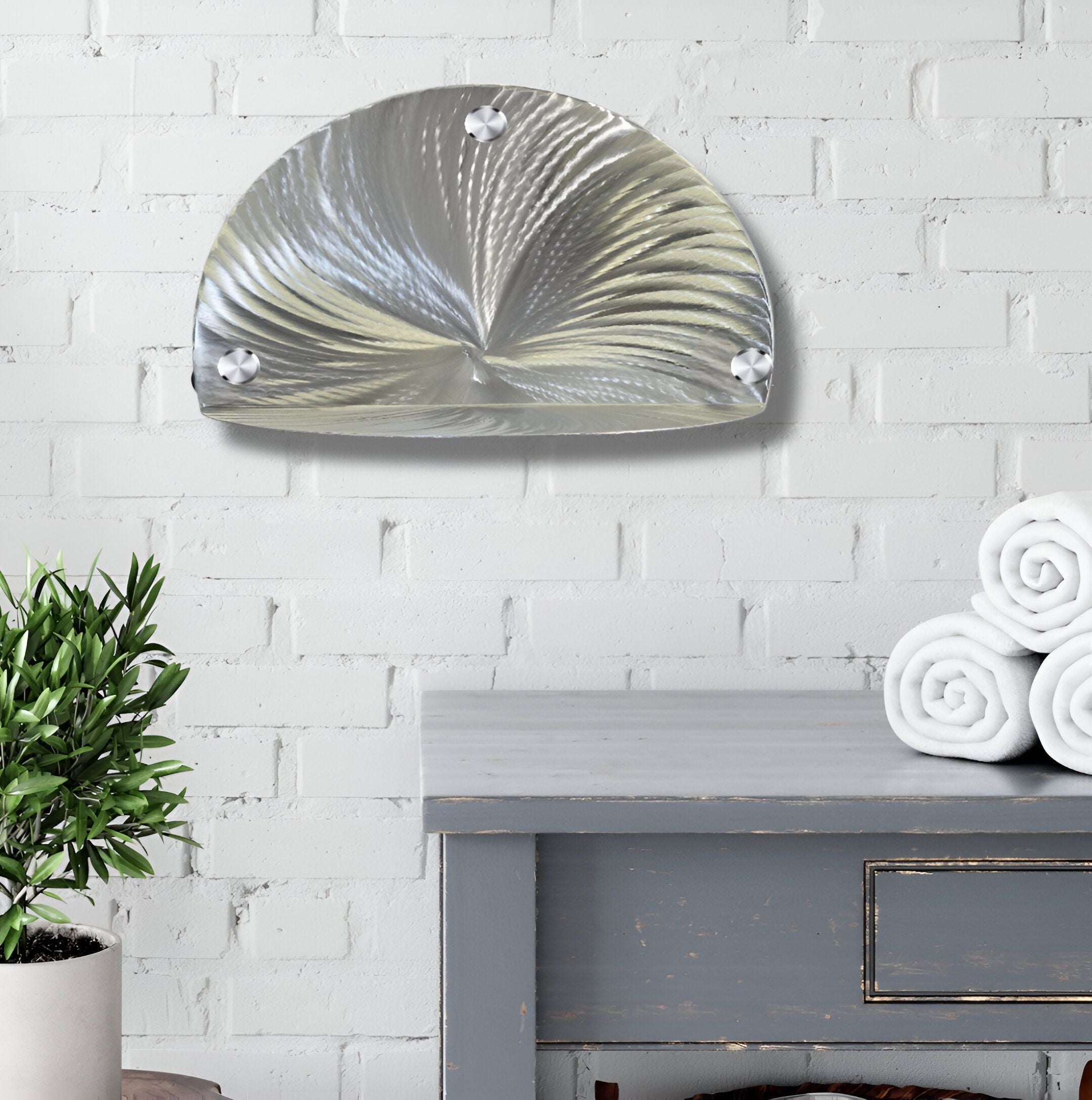 Clam Shelf Astral Whisper