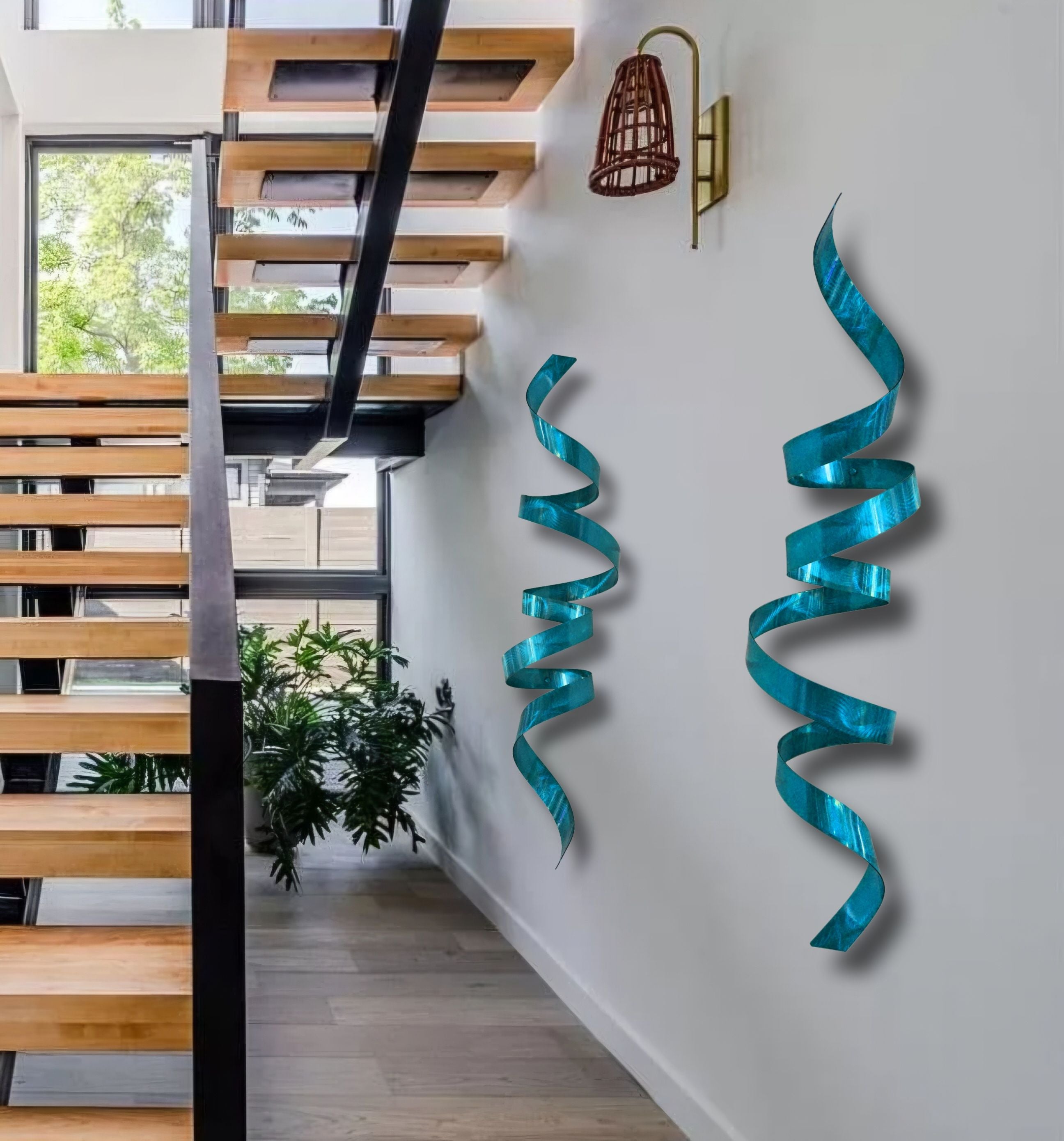 Aqua Wall Twist