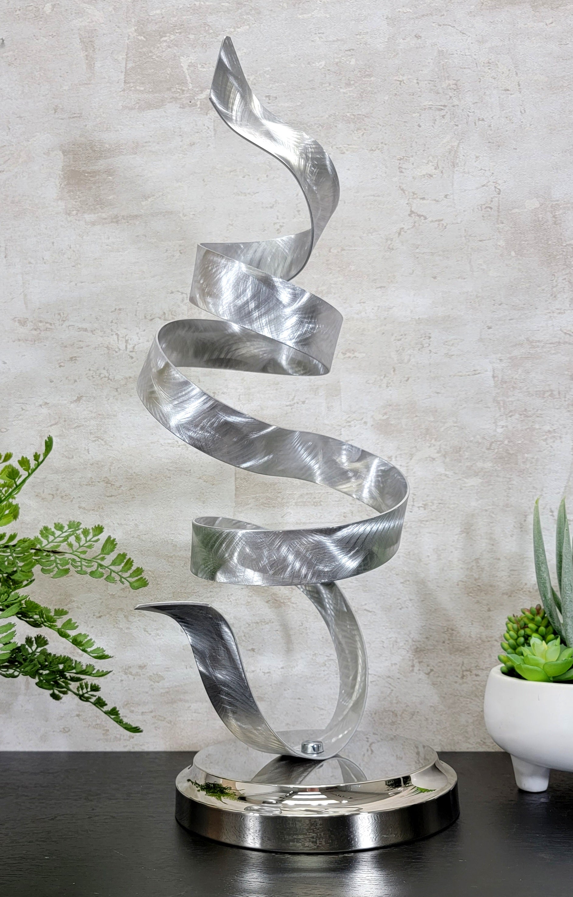 NEW! Silver Twist with Chrome Base 25"x 8"